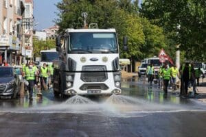 İZMİR&rsquo;in n&uuml;fus bakımından en b&uuml;y&uuml;k il&ccedil;esi Buca&rsquo;da, bir ilke imza
