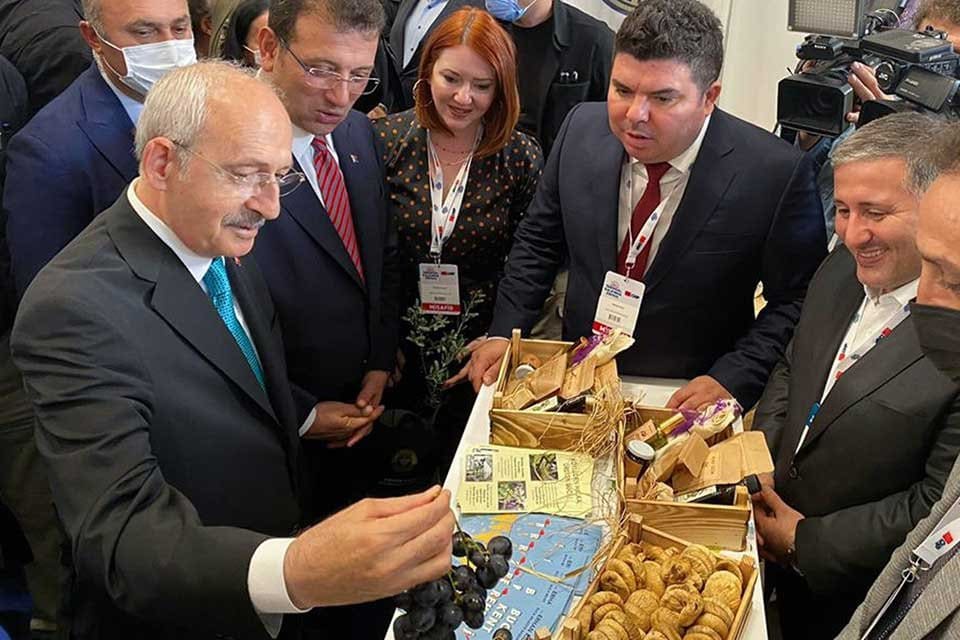 TARIMSAL kalkınmada yeni politikalar ve &uuml;retici odaklı &ccedil;&ouml;z&uuml;mler sloganıyla d&uuml;zenlenen