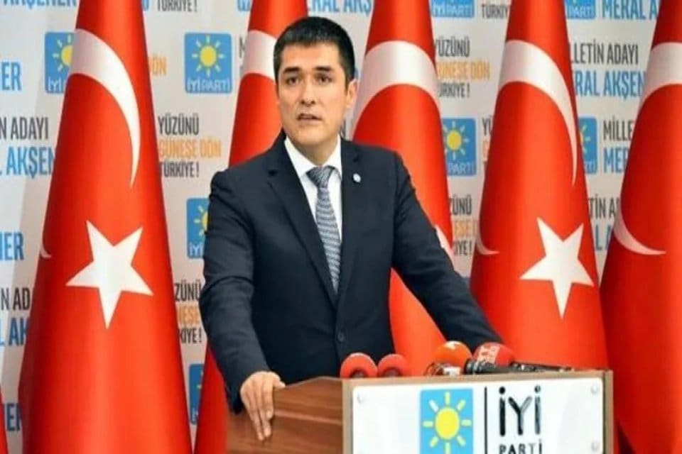 Buğra Kavuncu, sosyal medya hesabından yaptığı paylaşımda, Gaziantep Nurdağ İl&ccedil;e