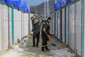 Hatay'da bulaşıcı hastalık riskine karşı g&ouml;revlendirilen 2 belediyenin personeli, &ccedil;adır