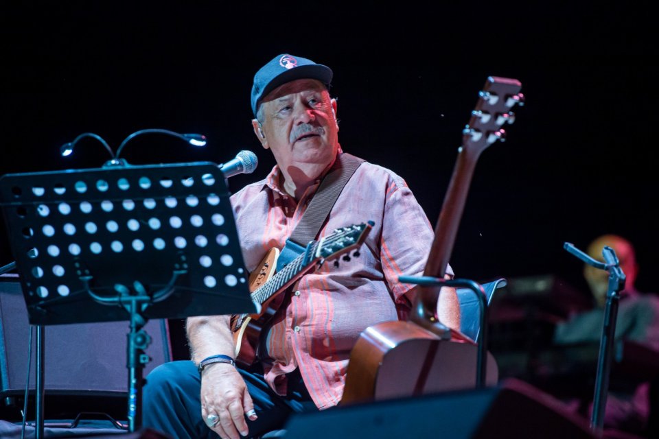 Usta m&uuml;zisyen B&uuml;lent Orta&ccedil;gil sanat yaşamındaki 50&rsquo;nci yılını K&uuml;lt&uuml;rpark A&ccedil;ıkhava