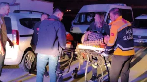 Olay, saat 01.00 sıralarında İnegöl-Alanyurt yolunda meydana geldi. H.A. ve