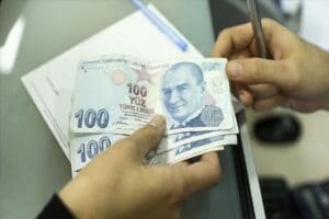 Kamu Denet&ccedil;iliği Kurumu (KDK), aldığı burs yanlışlıkla &ouml;ğrenim kredisine &ccedil;evrilen