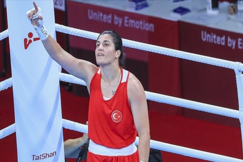 2020 Tokyo Olimpiyat Oyunları'nda boksta kadınlar 69 kiloda Busenaz S&uuml;rmeneli,