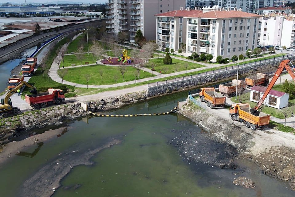 İzmir B&uuml;y&uuml;kşehir Belediyesi İZSU Genel M&uuml;d&uuml;rl&uuml;ğ&uuml;, &ldquo;Y&uuml;z&uuml;lebilir K&ouml;rfez&rdquo; hedefi kapsamındaki