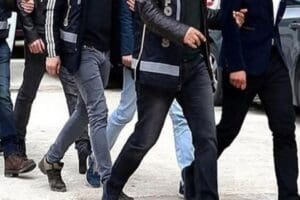 İ&ccedil;işleri Bakanlığı, b&uuml;y&uuml;kşehirlere bombalı saldırı hazırlığındaki 2 PKK&rsquo;lının, jandarmanın operasyonuyla
