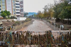 Prof. Dr. Mehmet G&ouml;koğlu, Antalya'nın Kumluca il&ccedil;esinde ge&ccedil;en ay yaşanan