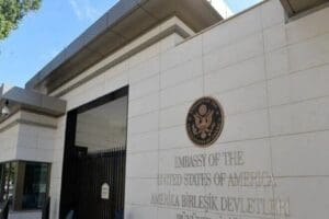 ABD dahil yabancı &uuml;lkelerin b&uuml;y&uuml;kel&ccedil;iliklerinden "&Uuml;lkelerin i&ccedil;işlerine karışmamaya dair maddeye