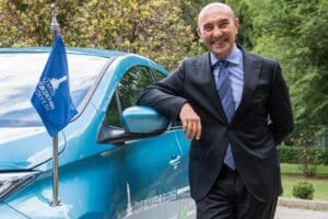 İzmir B&uuml;y&uuml;kşehir Belediye Başkanı Tun&ccedil; Soyer&rsquo;in &ccedil;evre dostu ulaşım vizyonu