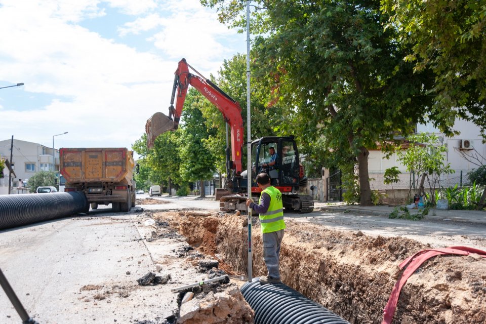 İzmir B&uuml;y&uuml;kşehir Belediyesi İZSU Genel M&uuml;d&uuml;rl&uuml;ğ&uuml;, Urla&rsquo;da 9 kilometre yağmursuyu