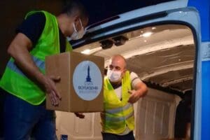 İzmir B&uuml;y&uuml;kşehir Belediyesi sel felaketinin yaralarını sarmaya &ccedil;alışan Artvin&rsquo;in Arhavi