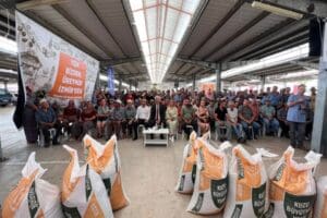 İzmir B&uuml;y&uuml;kşehir Belediye Başkanı Tun&ccedil; Soyer&rsquo;in &ldquo;Başka Bir Tarım M&uuml;mk&uuml;n&rdquo;