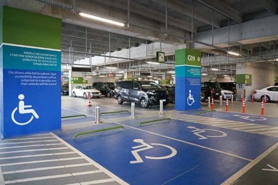 İzmir B&uuml;y&uuml;kşehir Belediyesi engelli yurttaşların İZELMAN otoparklarından indirimli faydalanmasını kolaylaştırmak