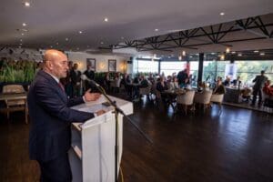 İzmir&rsquo;i d&uuml;nya kenti yapmak i&ccedil;in &ccedil;alışmalarını her alanda s&uuml;rd&uuml;ren İzmir