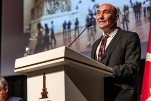 İzmir B&uuml;y&uuml;kşehir Belediyesi 2021 Yılı 1. Olağan&uuml;st&uuml; Meclis Toplantısı B&uuml;y&uuml;kşehir