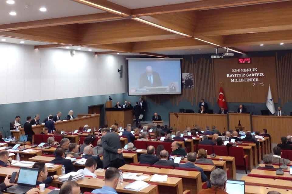 İzmir B&uuml;y&uuml;kşehir Belediyesi Kasım Ayı 8&rsquo;inci oturumunda partilerin grup başkanvekillerinin