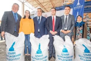 İzmir B&uuml;y&uuml;kşehir Belediye Başkanı Tun&ccedil; Soyer&rsquo;in &ldquo;Başka Bir Tarım M&uuml;mk&uuml;n&rdquo;