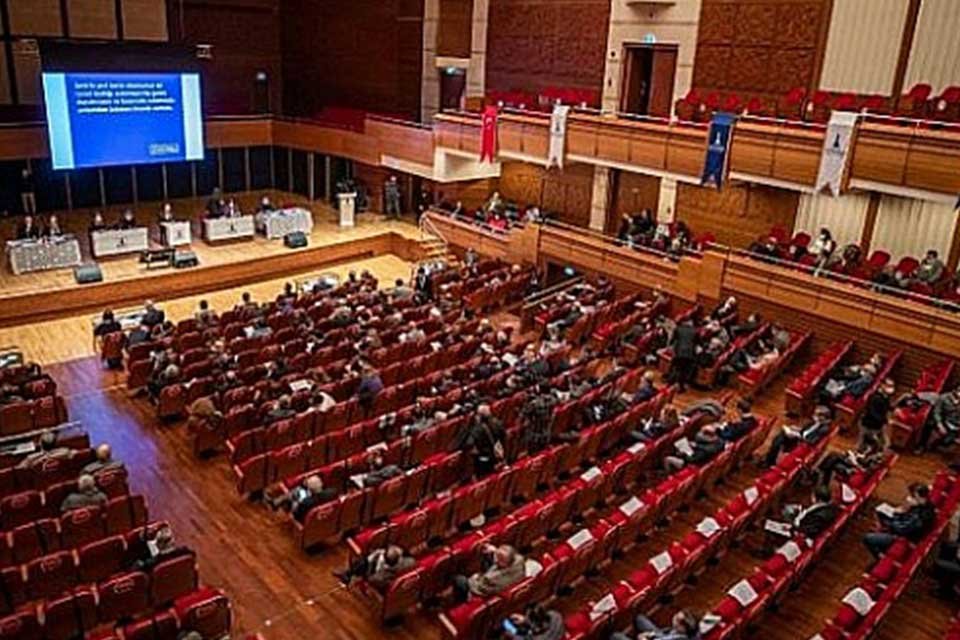 İzmir Büyükşehir Belediyesi Aralık ayı meclis oturumunda İZSU’ya elektrik enerjisi