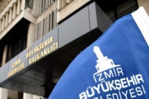 İzmir B&uuml;y&uuml;kşehir Belediyesi, Urla Kaymakamı ve Urla Belediyesi Başkan Vekili