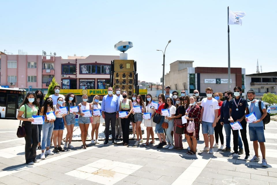 Dünyanın en büyük gençlik organizasyonlarından biri olan AIESEC&rsquo;in İzmir Şubesi