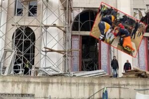 Batman'da yapımı devam camide i&ccedil; iskelenin &ccedil;&ouml;kmesi sonucu 14 kişi