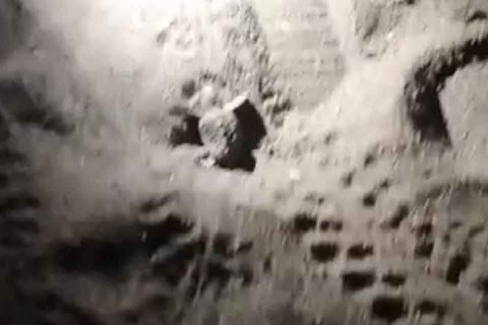 Muğla'nın Dalaman il&ccedil;esinin Kayacık Sahili'nde, caretta caretta yavrusunun yuvadan &ccedil;ıkma