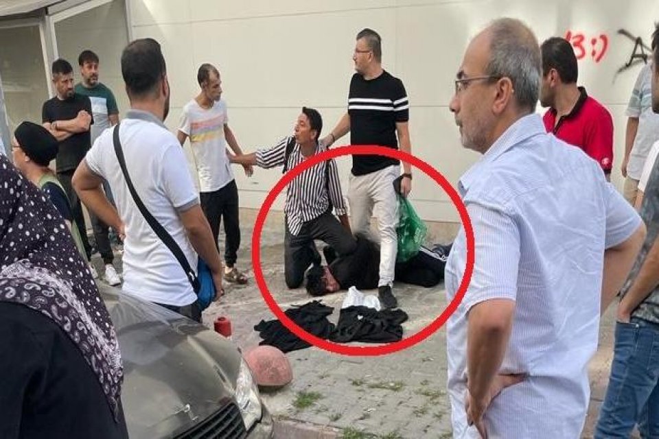 İstanbul Gaziosmanpaşa'da dehşete d&uuml;ş&uuml;ren olay… &Ccedil;arşaf giyen M.M.G. takip ettiği