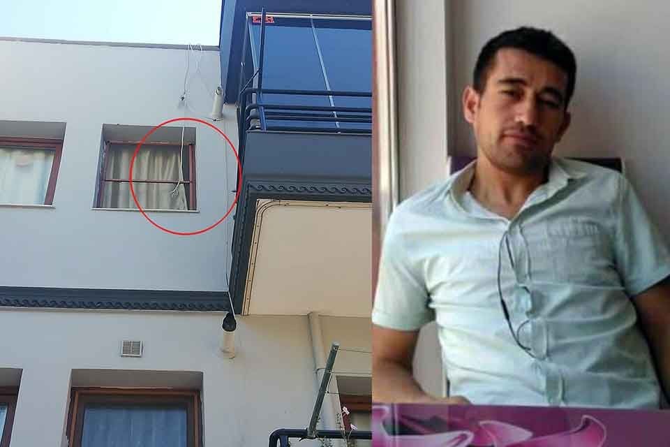 Manisa'nın Turgutlu il&ccedil;esinde anahtarını unuttuğu 3 katlı binanın en &uuml;st