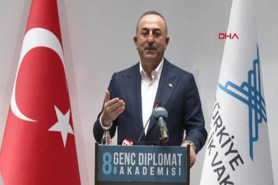 Dışişleri Bakanı Mevl&uuml;t &Ccedil;avuşoğlu 'İsve&ccedil;, Hollanda, Danirmarka'da olanları g&ouml;r&uuml;yorsunuz. Bu