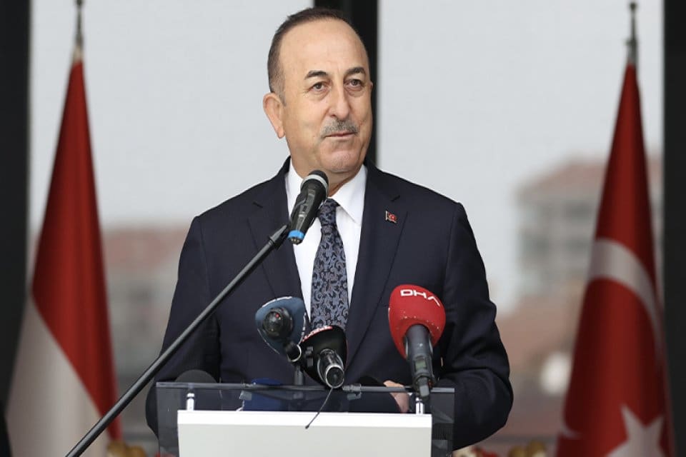 Dışişleri Bakanı Mevl&uuml;t &Ccedil;avuşoğlu, New York T&uuml;rkevi'nde yaptığı konuşmada, "ABD