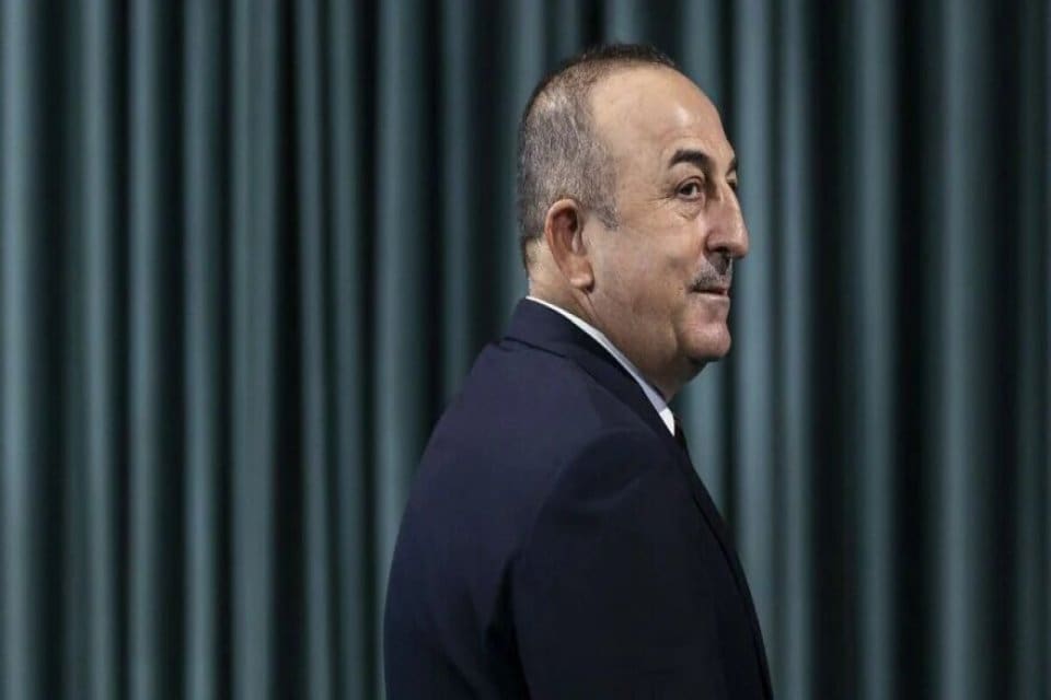 Dışişleri Bakanı Mevl&uuml;t &Ccedil;avuşoğlu, Rusya-Ukrayna savaşıyla ilgili olarak "Siviller &ouml;l&uuml;rken