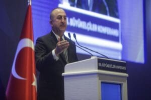 Dışişleri Bakanı &Ccedil;avuşoğlu, Ukrayna savaşıyla T&uuml;rkiye'nin &ouml;neminin yeniden d&uuml;nya tarafından