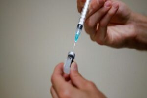 ABD Hastalık Kontrol ve &Ouml;nleme Merkezleri, &uuml;lkede aşı olmaya karşı