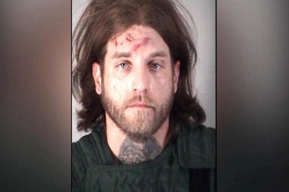 ABD'nin Florida eyaletindeki bir adam, dedesinin cinayetiyle ilgili polis sorgusu