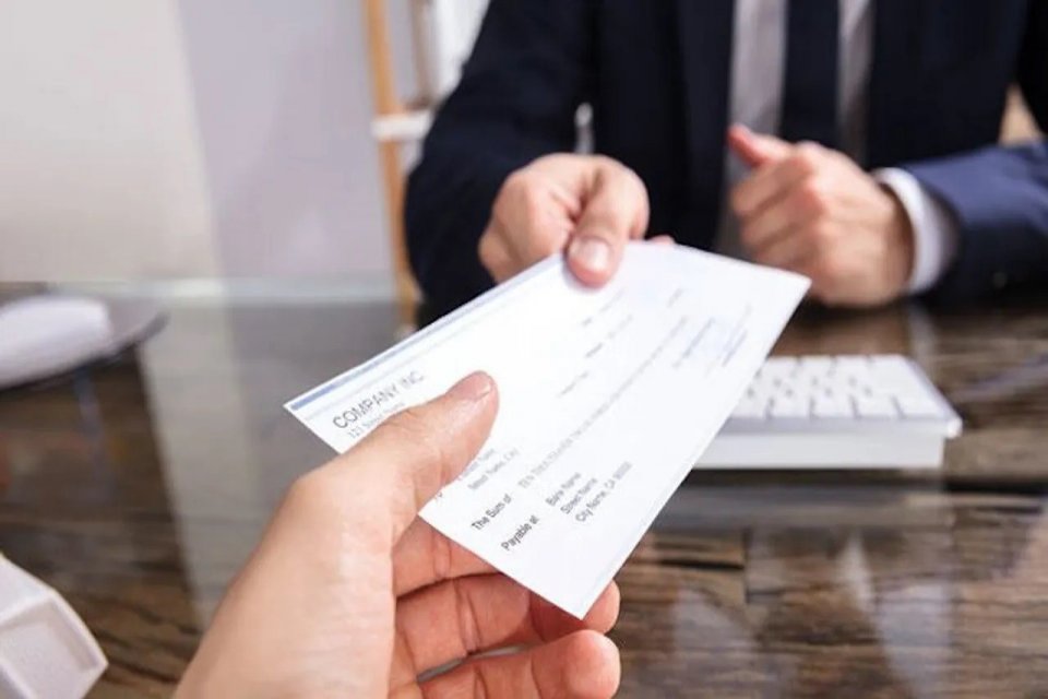 İki şirket arasındaki bor&ccedil;-alacak tartışması ilgin&ccedil; bir sahteciliği de ortaya