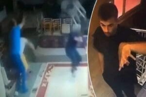 Ankara'da&nbsp;Ahmet Ozan Karaca&rsquo;nın girdiği 4 ayrı cemevinde i&ccedil;eride oturanların &uuml;zerine