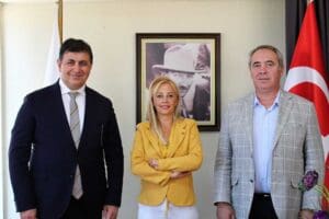 Karşıyaka Belediye Başkanı Cemil Tugay ve CHP Karşıyaka İl&ccedil;e Başkanı