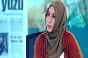Şarkul Avsat T&uuml;rk&ccedil;e yazarı&nbsp;Cemile Bayraktar, CHP Genel Başkanı ve Millet