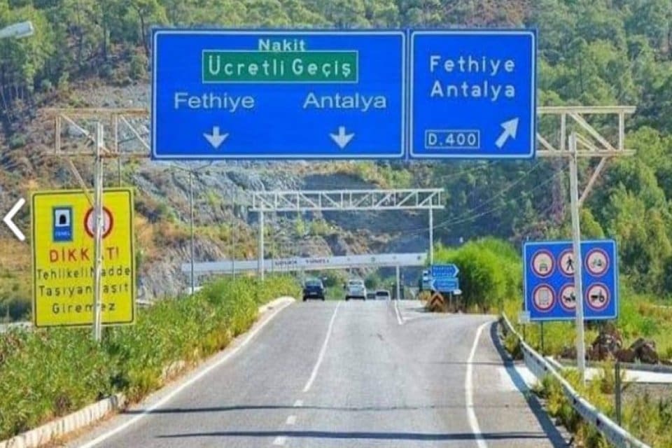 CHP Muğla Milletvekili&nbsp;S&uuml;leyman Girgin,&nbsp; cenaze aracı şof&ouml;r&uuml;n&uuml;n &uuml;zerinde nakit olmadığı
