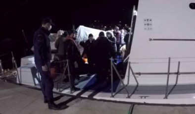 Çeşme açıklarında 32 kaçak göçmen yakalandı