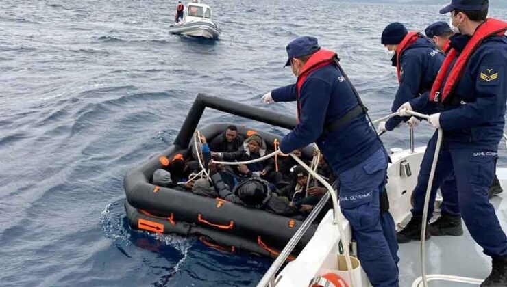 Çeşme'de 14 göçmen kurtarıldı