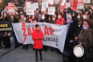 Yeni yıl ile birlikte gelen zamların ardından &uuml;lkenin &ccedil;eşitli noktalarında