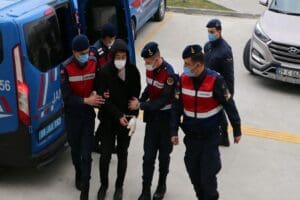 Tekirdağ'da bir kişi, eşine şiddet uygulamaktan 3 yıl 8 ay