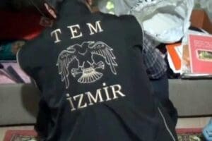 İzmir merkezli 3 ilde, PKK adına faaliyet y&uuml;r&uuml;tt&uuml;kleri iddiasıyla cezaevinde