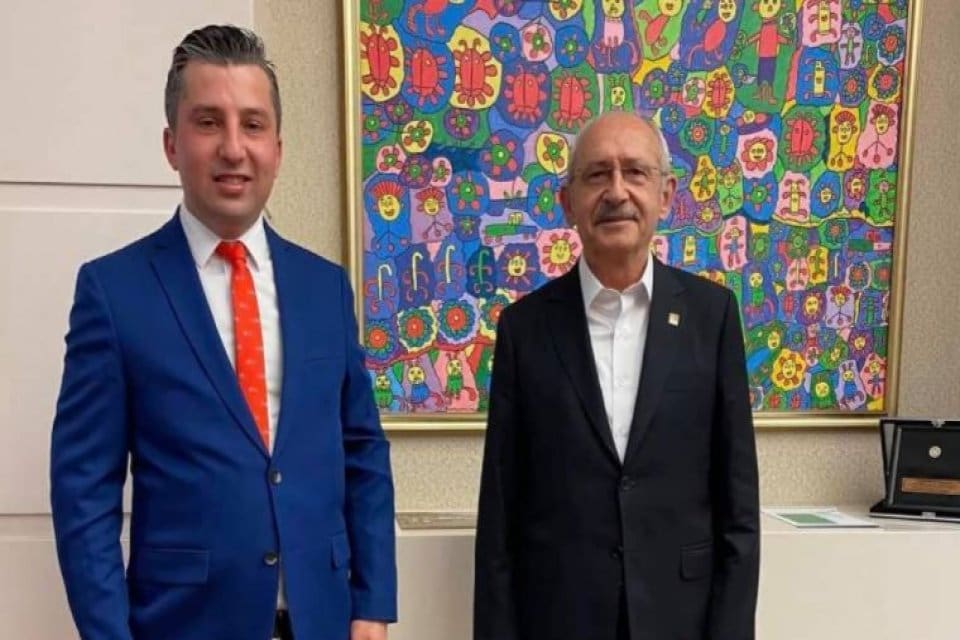 CHP ABD Temsilcisi Yurter &Ouml;zcan İstanbul Havalimanı'nda g&ouml;zaltına alındı. Cumhuriyet