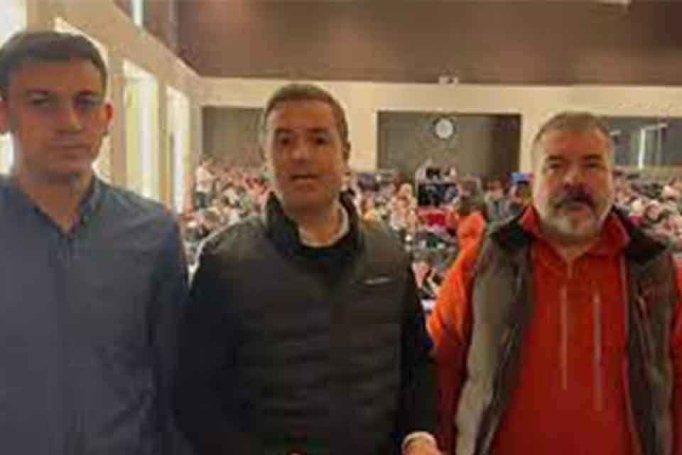 CHP Genel Merkezi tarafından oluşturulan Afet Koordinasyon Merkezi'nin &ccedil;alışmalarını yakından