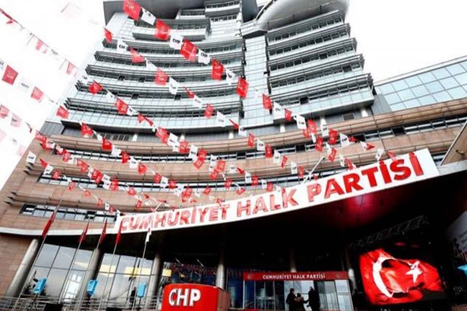 CHP Genel Başkan Yardımcısı Oğuz Kaan Salıcı, "İstanbul İl Başkanımız