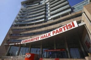 CHP'de milletvekili adaylarını belirleme s&uuml;reci devam ediyor. CHP'li kurmayların en