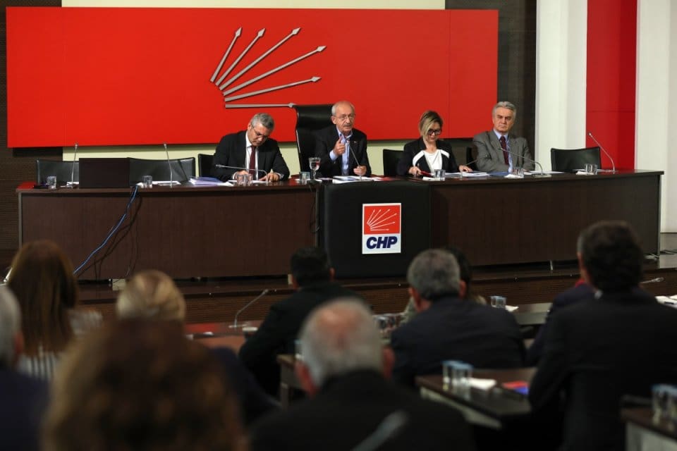 CHP Parti Meclisi, milletvekilliği listelerinin belirlenmesinde Kemal Kılı&ccedil;daroğlu&rsquo;na tam yetki