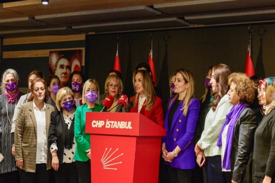CHP Kadın Kolları Başkanı Aylin Nazlıaka, 25 Kasım Kadına Y&ouml;nelik